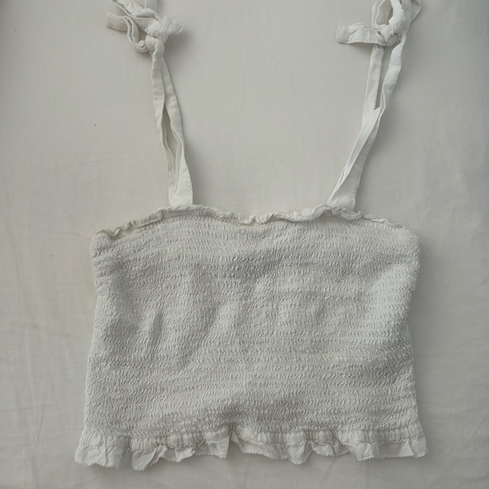 Abercrombie and Fitch white tie shoulder crop tank top